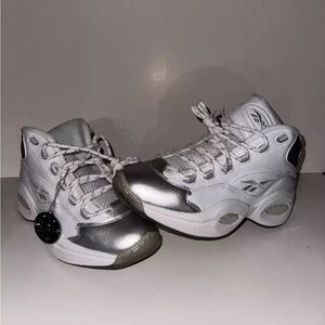 Reebok Question Mid Basketball Shoes - Men’s Size 7.5